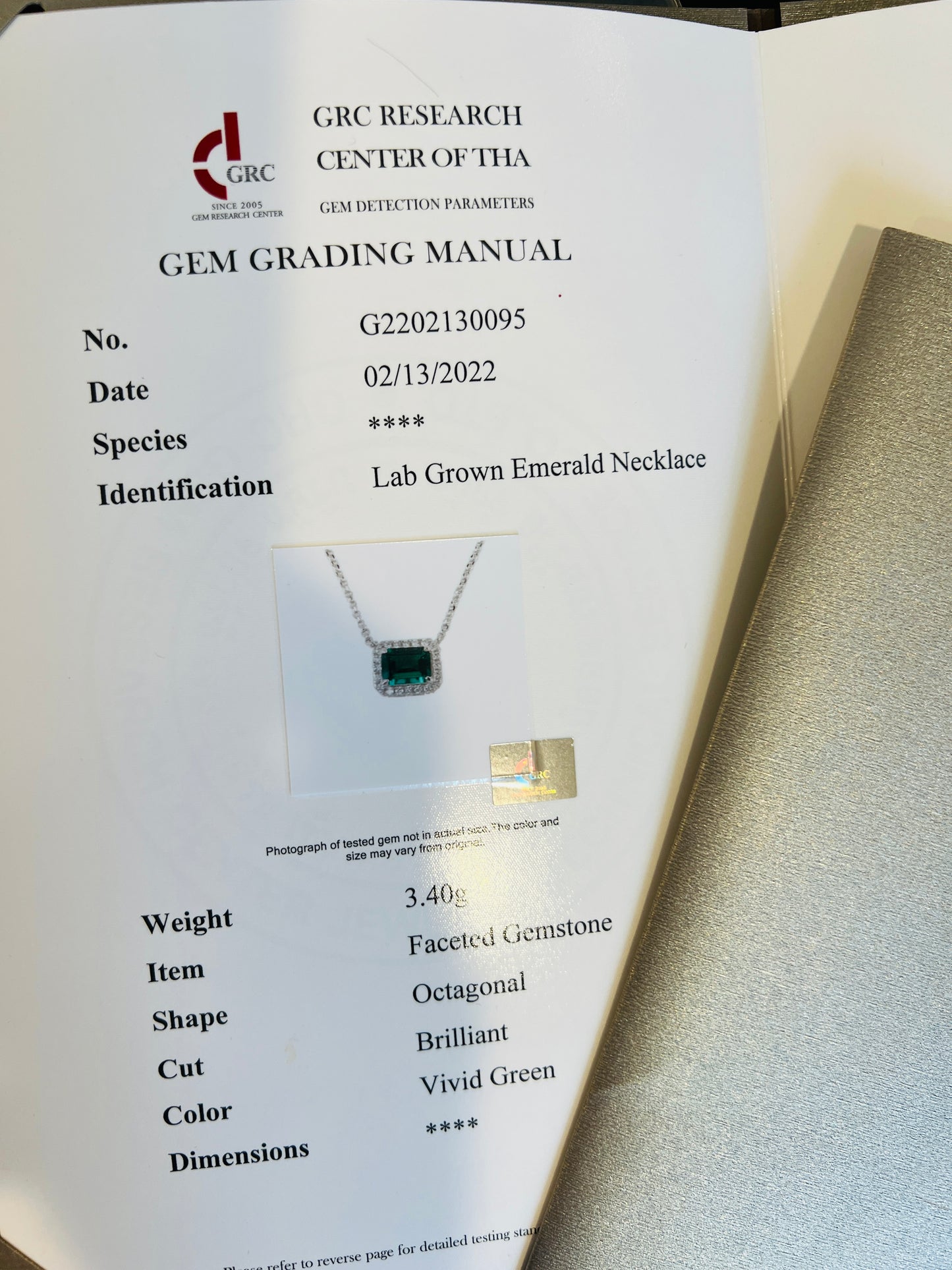 1 Carat Mini Green Lab-Created Emerald Halo Pendant | Minimalism Style May Birthstone Gift For Her