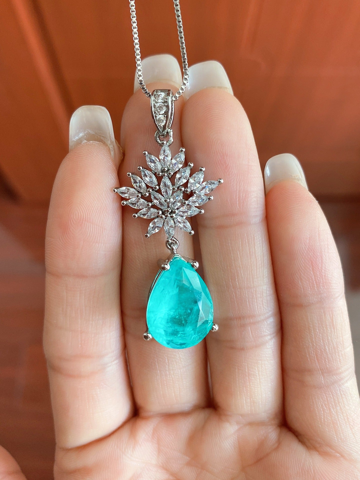 10*20 Blue Paraiba Simulant Halo Water Drop Jewelry Set, True Masterpiece Embodies Elegance & Sophistication.